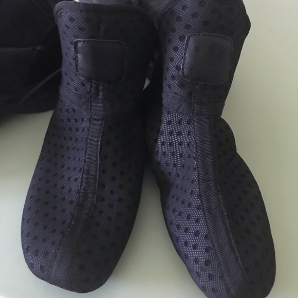 SOLD‼️JS WINGS 3.0 DARK KNIGHT BATMAN ADIDAS - Picture 4 of 5